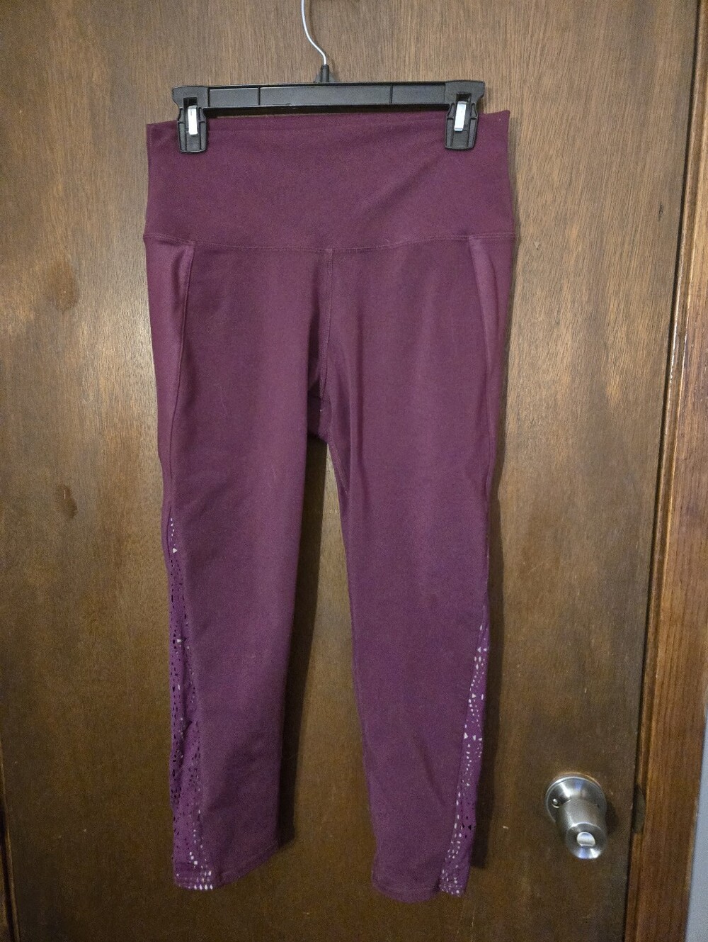 Alo Crop Purple High-Waist Athletic Leggings Laser Cutout Large
